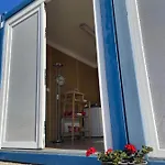 Lakepark Apartman شقة